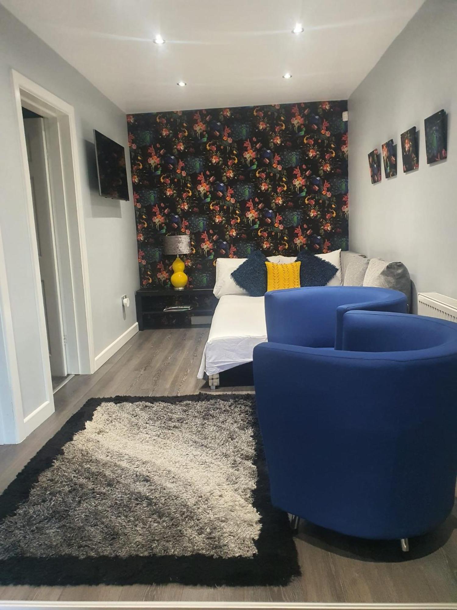 Saphire Glasgow Apartments ギフノック エクステリア 写真